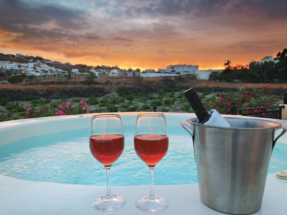 Vineyard Exclusive Suites อาโกรตีรี ภายนอก รูปภาพ