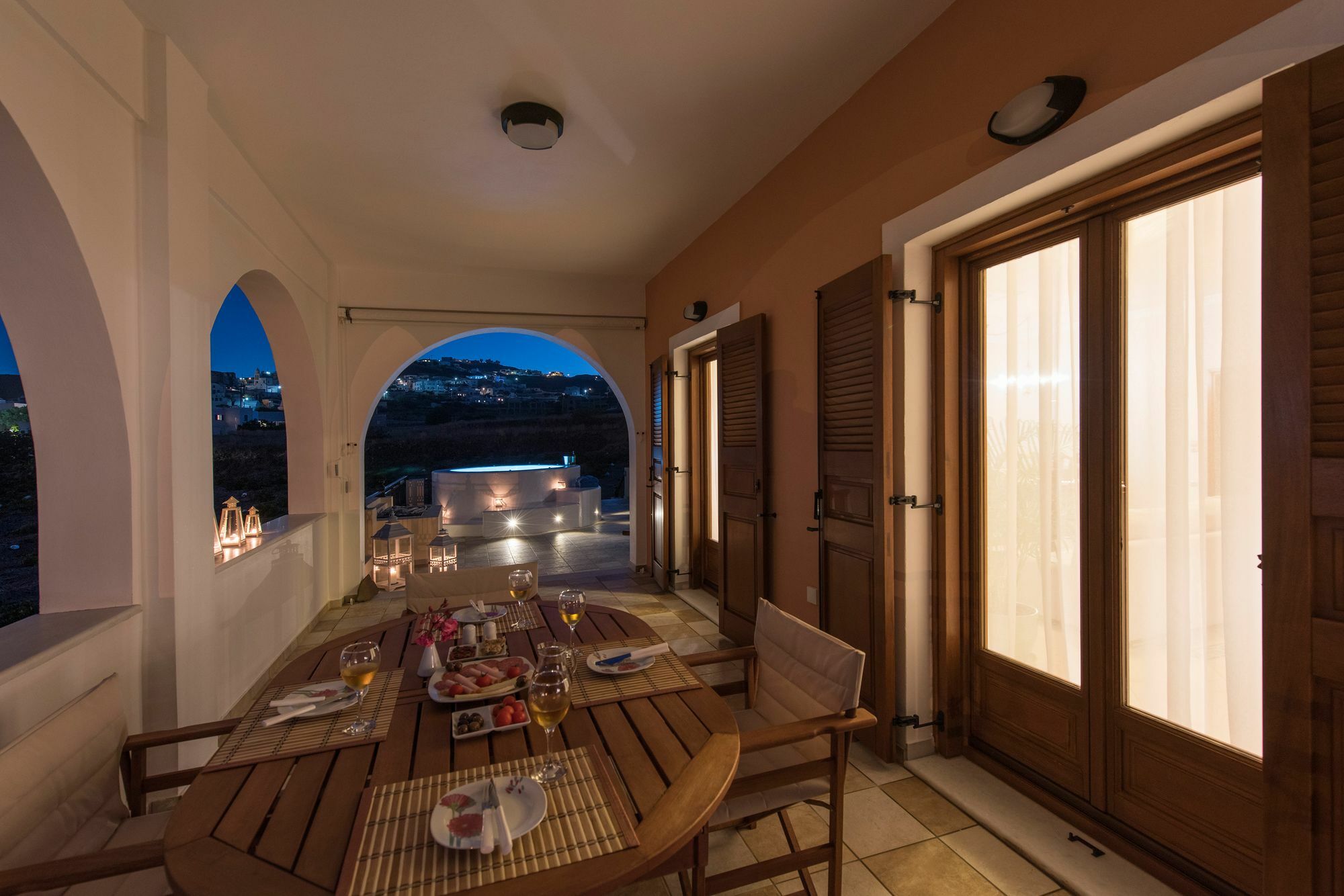 Vineyard Exclusive Suites อาโกรตีรี ภายนอก รูปภาพ
