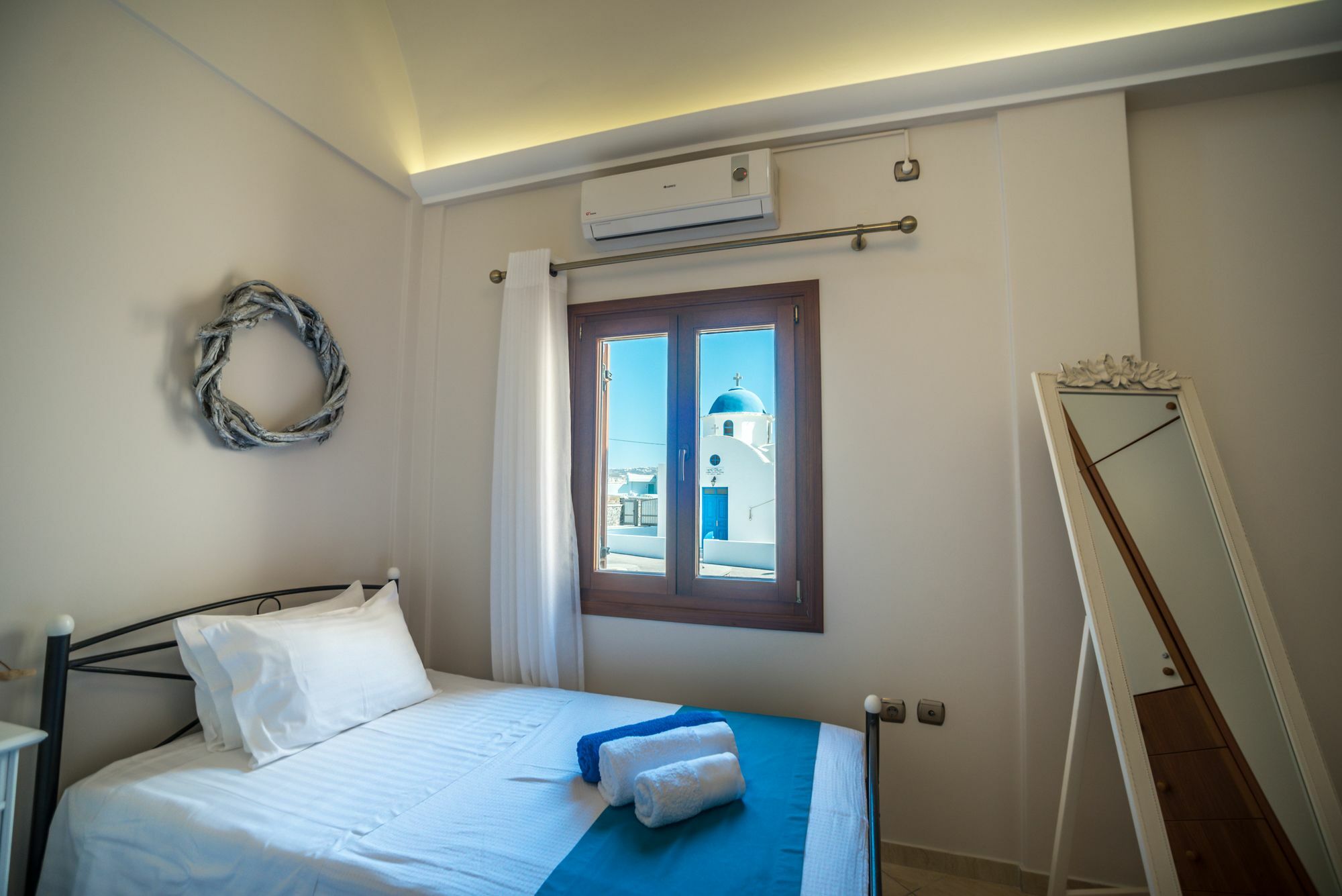 Vineyard Exclusive Suites อาโกรตีรี ภายนอก รูปภาพ