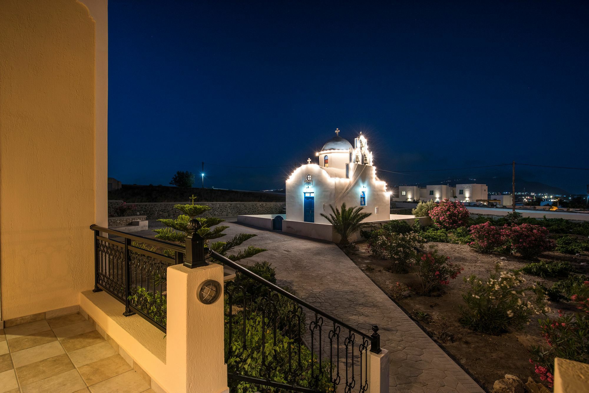 Vineyard Exclusive Suites อาโกรตีรี ภายนอก รูปภาพ
